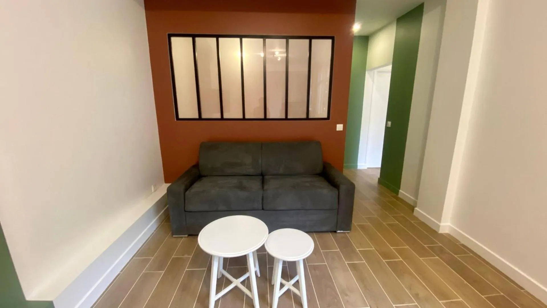 Spacious Flat Near Grands Boulevards 6P Paris France
