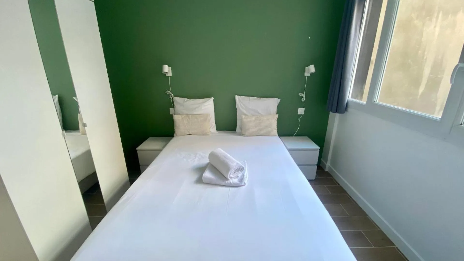 Apartment Spacious Flat Near Grands Boulevards 6P Paris